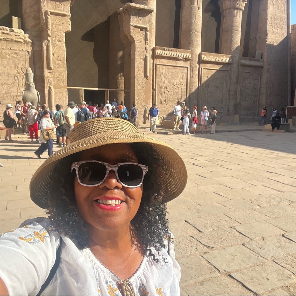 Selling Together & Clearing Out Closets - Picture 5 of 11